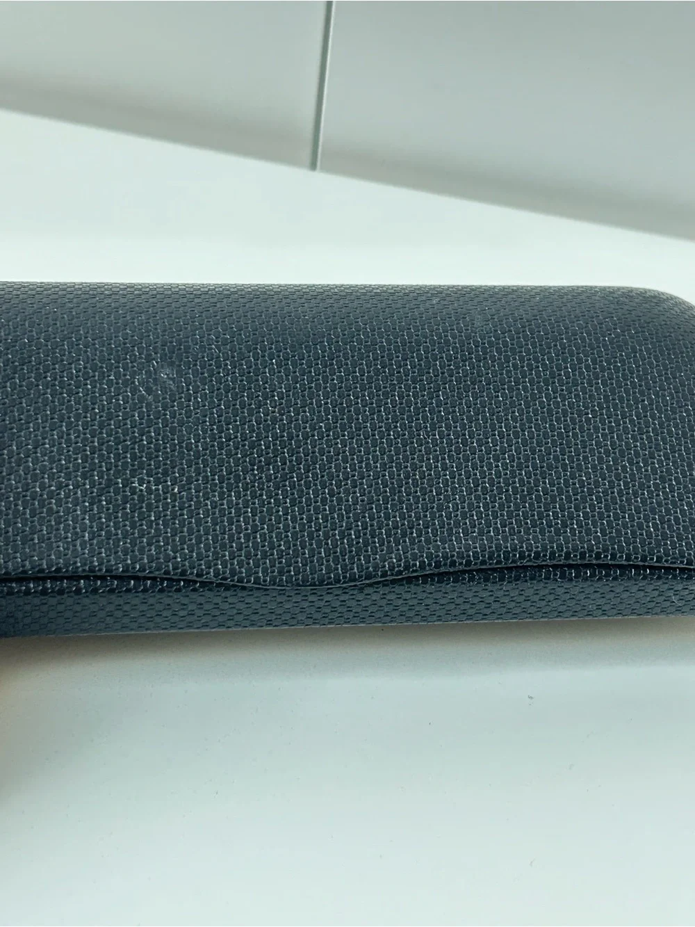 Vintage Oliver Peoples Hard Sunglasses/Glasses case set